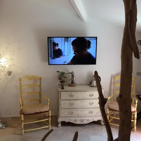 Bed & Breakfast Cabanon De Camille