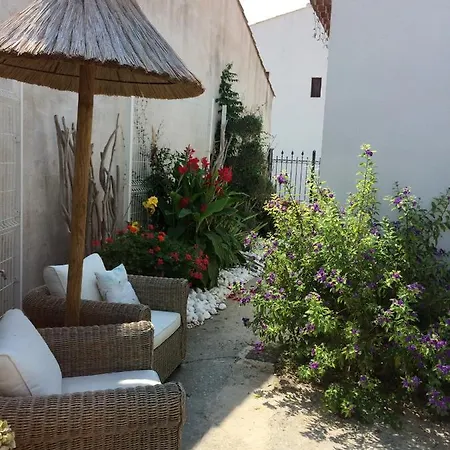 Bed & Breakfast Cabanon De Camille Saintes-Maries-de-la-Mer