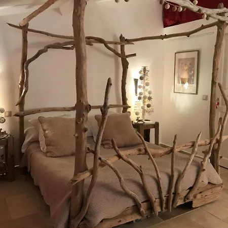 Bed & Breakfast Cabanon De Camille *